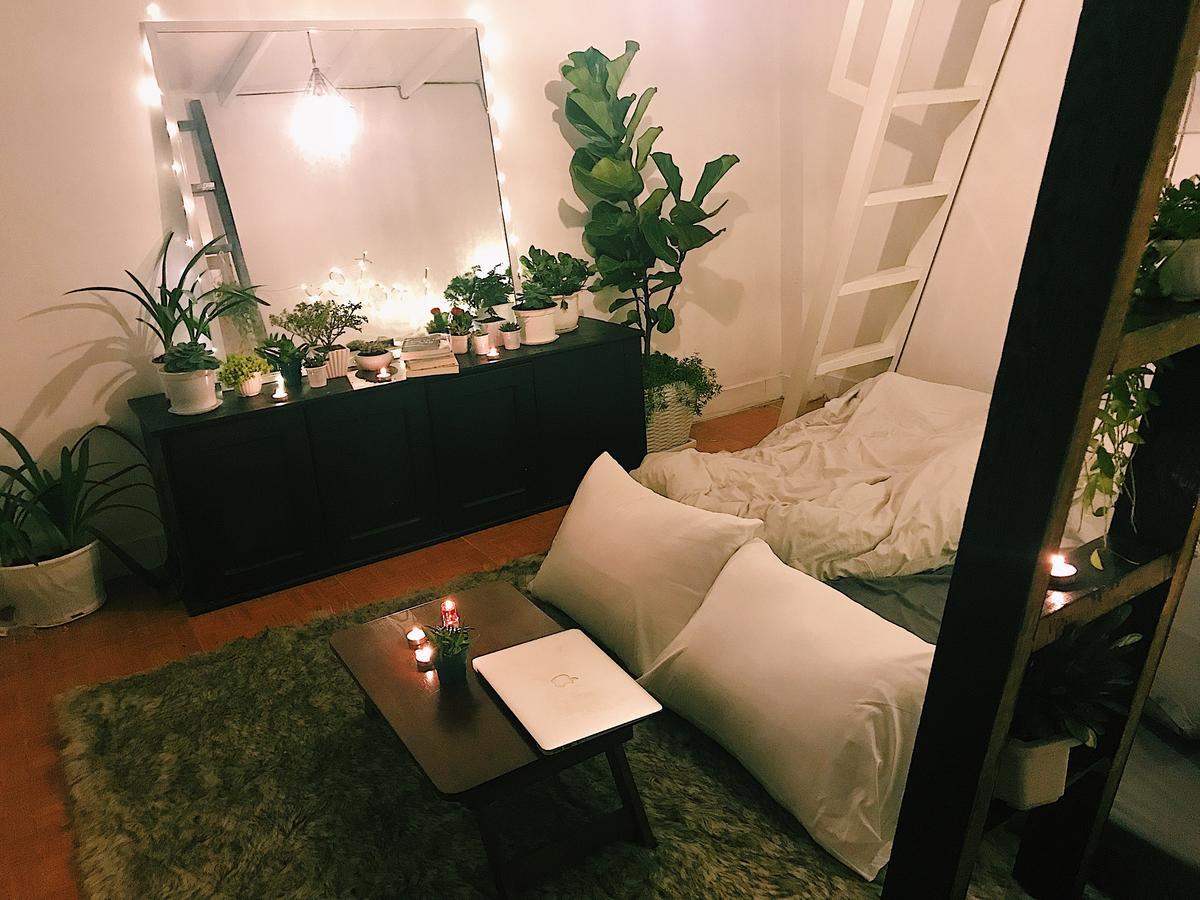 דה לאט The Balcony Bnb מראה חיצוני תמונה